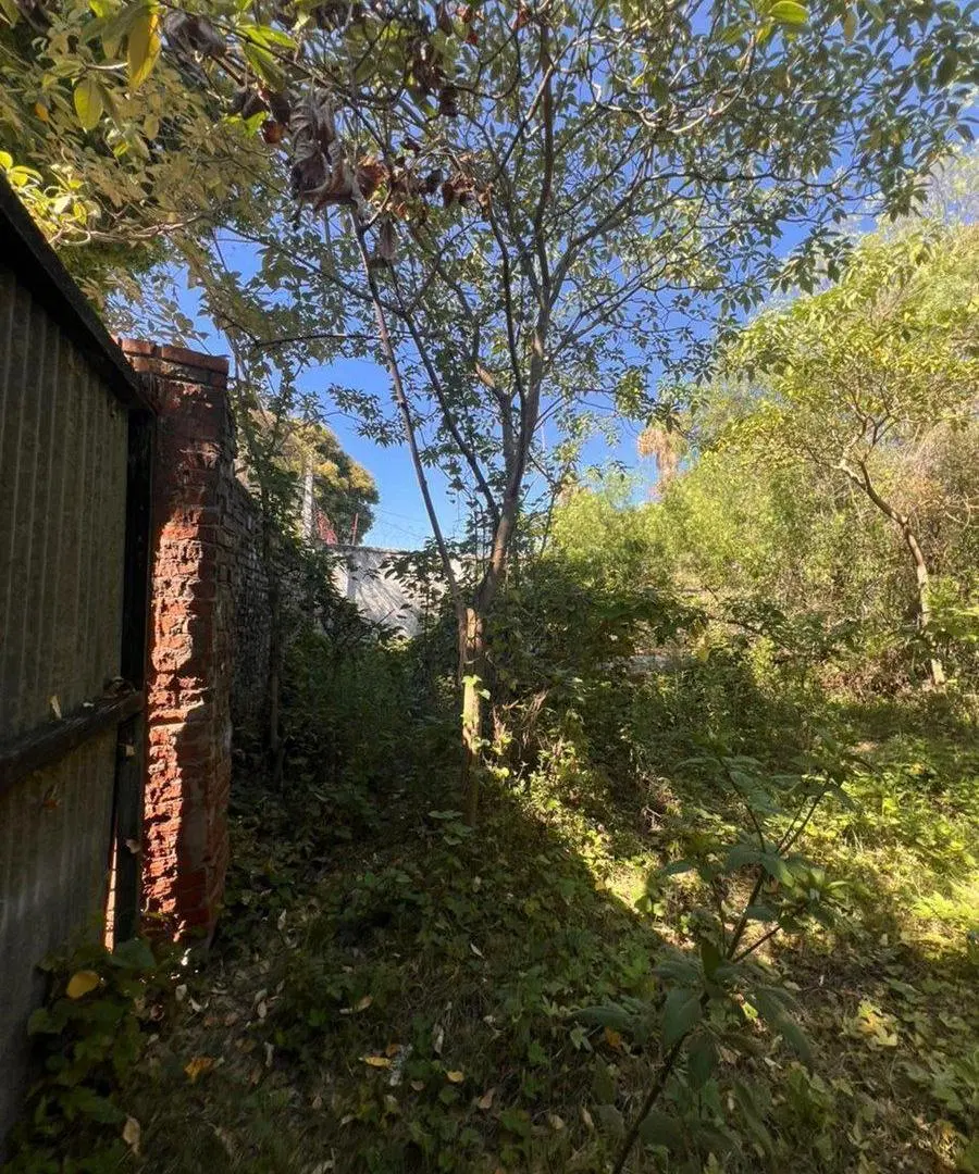 Casa y terreno 960 m² para proyecto 2