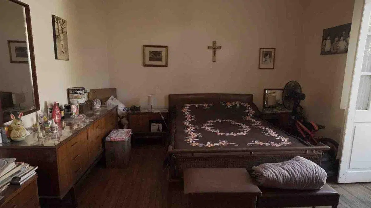 MUY BUENA CASA EN PLENO CENTRO DE SALTO 5
