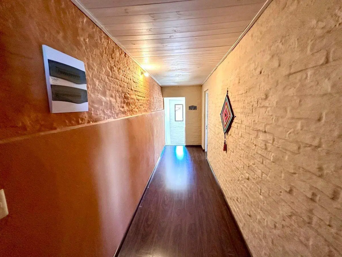 CASA 3 DORMITORIOS + LOCAL COMERCIAL CON RENTA 2