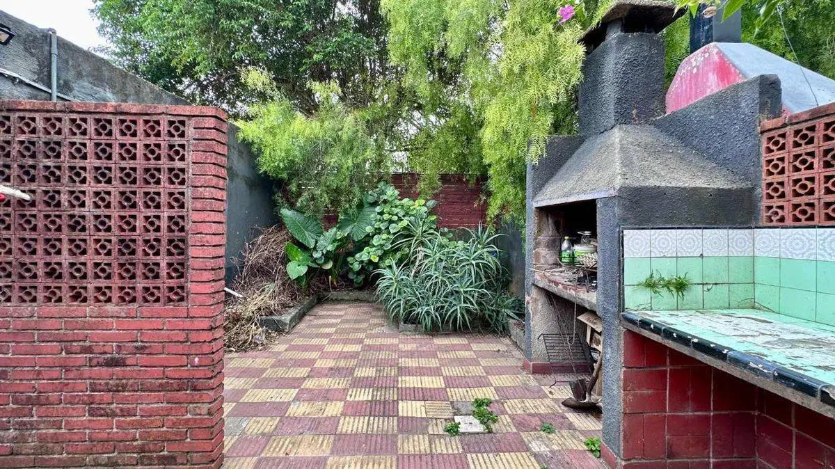 Casa sobre Avenida- Oportunidad inversión 5