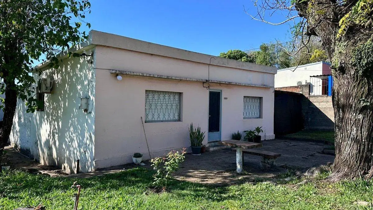 CASA EN VENTA 2 DORMITORIOS, SALTO NUEVO 4