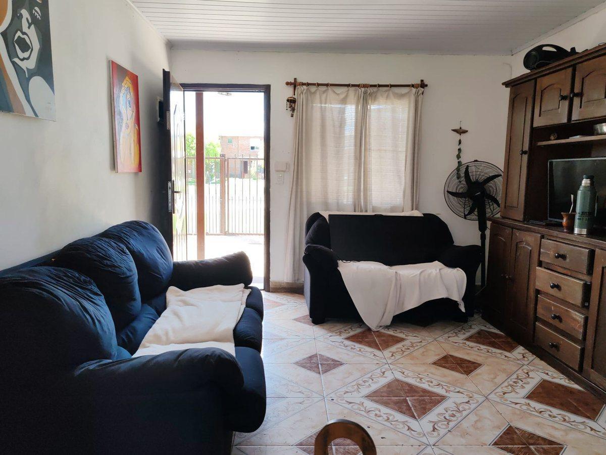 Foto de OPORTUNIDAD 2 Casas en Padrón Único sobre 2000 m², imagen 3