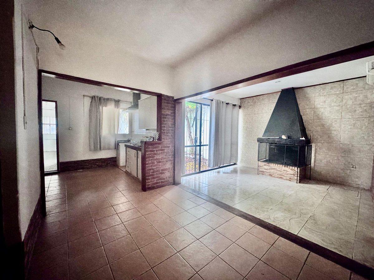 Foto de Casa con 2 dormitorios y garage., imagen 5