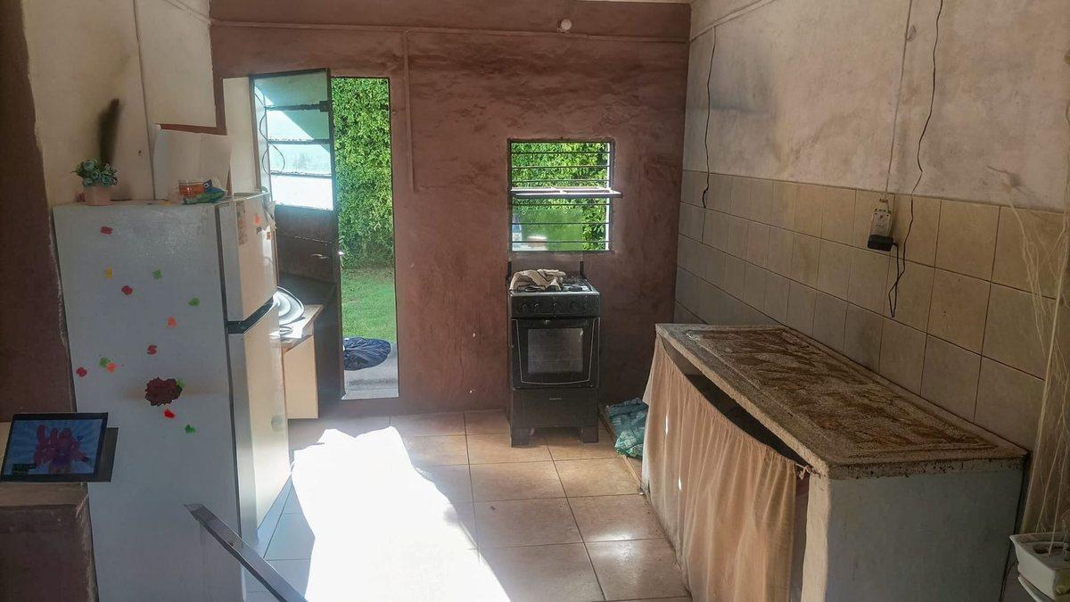 Foto de CASA CON GRAN TERRENO, imagen 4