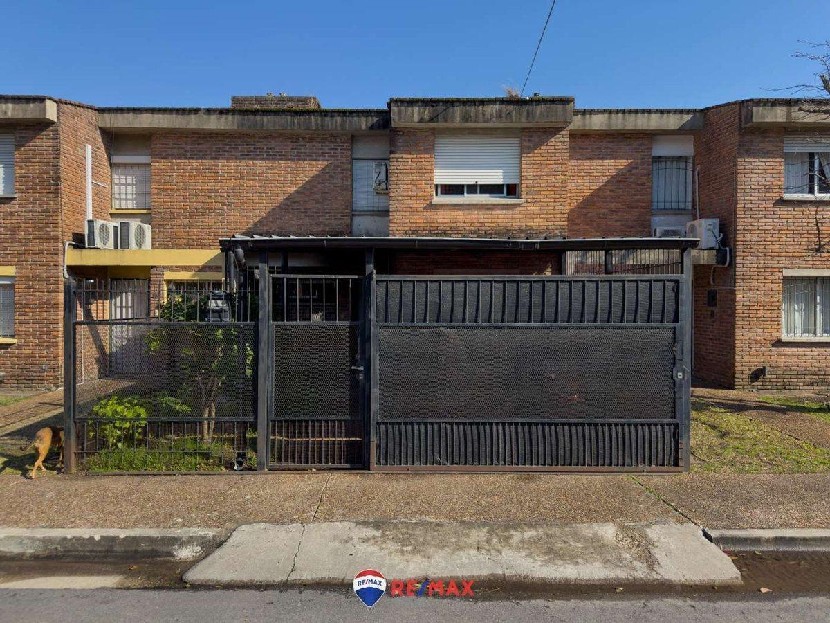 Foto de Casa Dúplex en zona este, 3 dormitorios y cochera., imagen 4