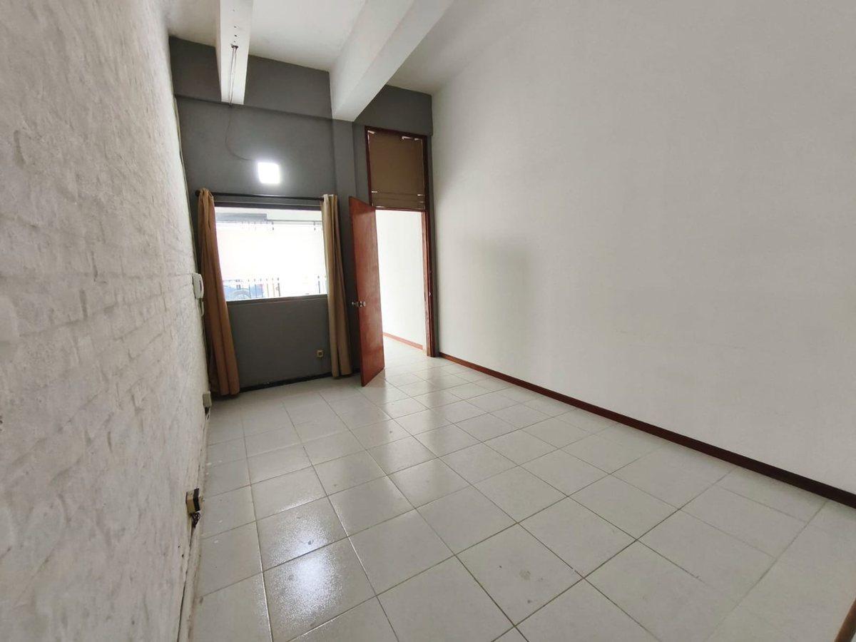 Foto de Dos Locales comerciales en pleno centro, imagen 1