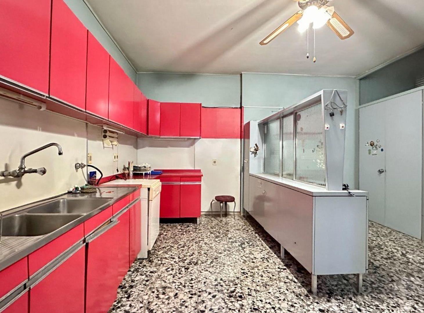 Foto de Casa de estilo, años 70 — Centro de Paysandú, imagen 2
