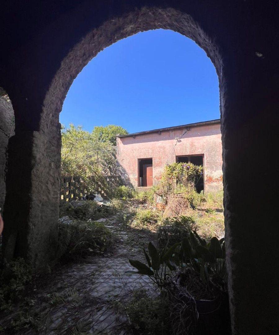 Foto de Casa y terreno 960 m² para proyecto, imagen 2