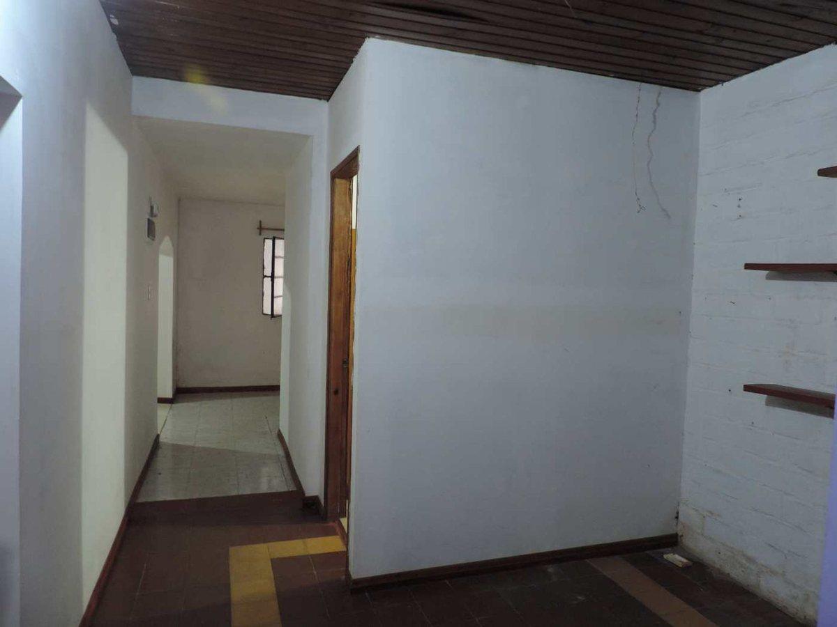 Foto de Linda Casa ideal para inversión ya tiene renta, imagen 4