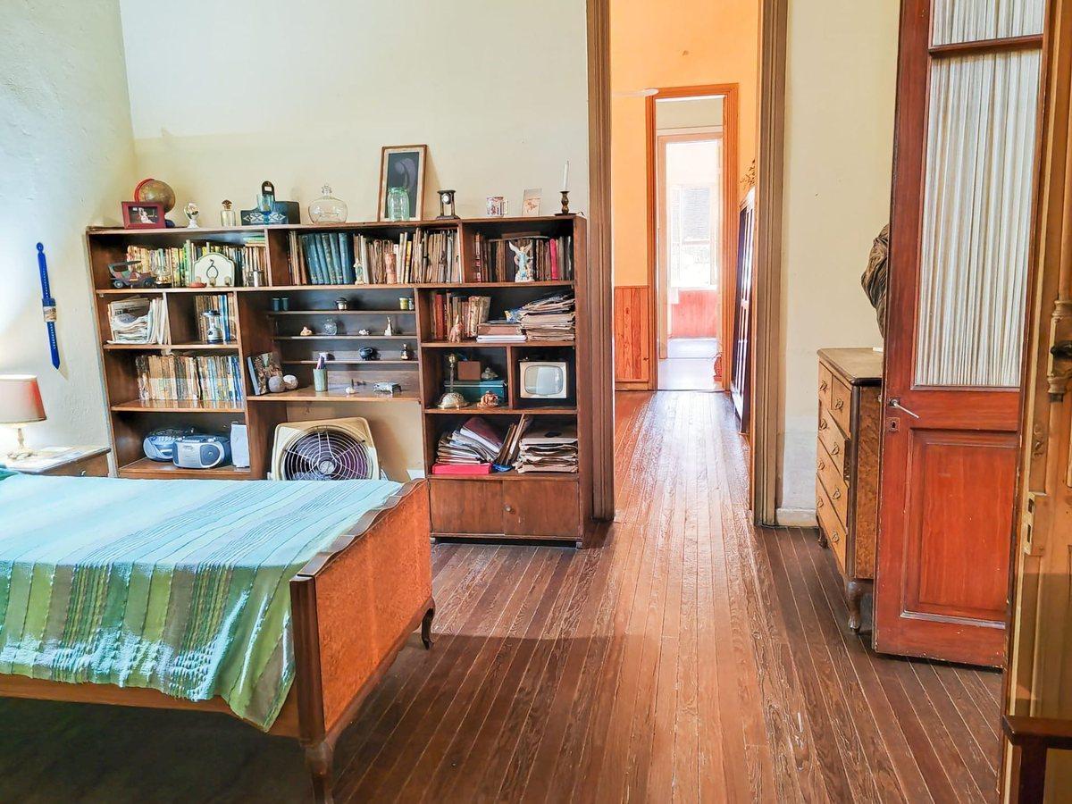Foto de GRAN CASA EN VENTA – CENTRO DE PAYSANDU, imagen 2