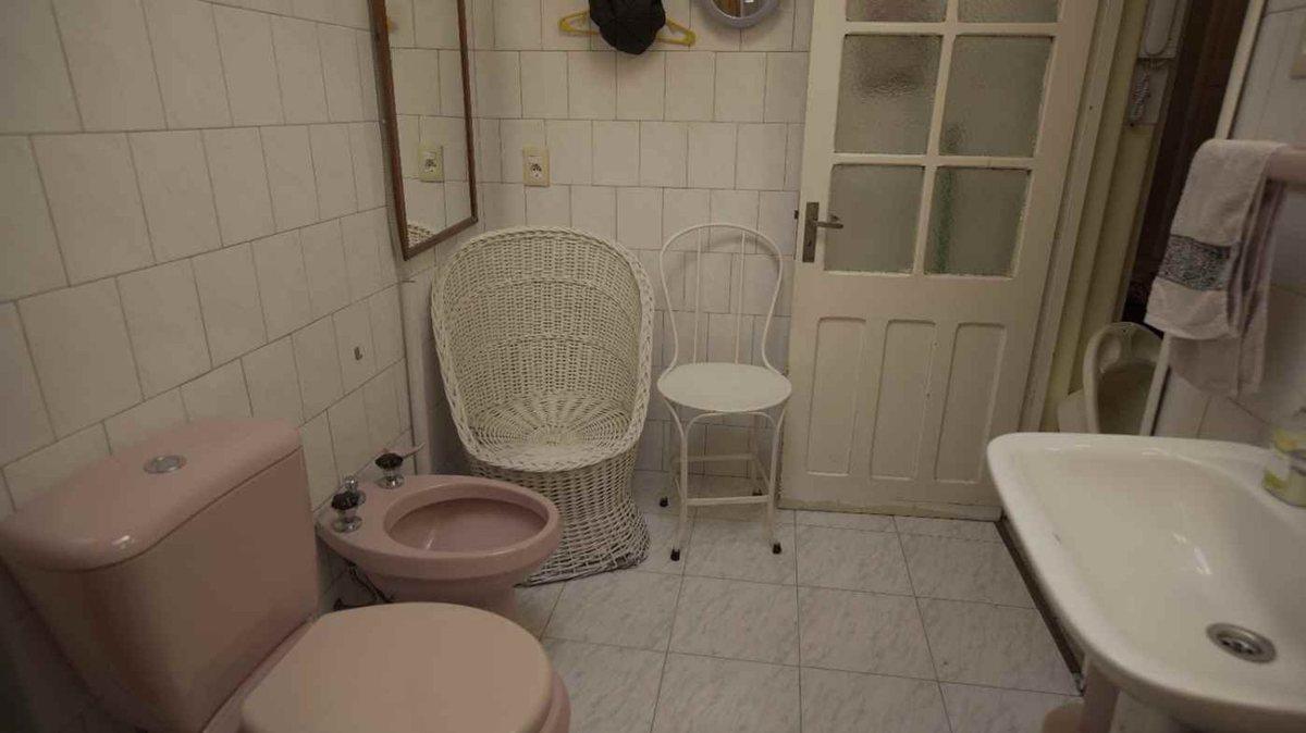 Foto de MUY BUENA CASA EN PLENO CENTRO DE SALTO, imagen 3