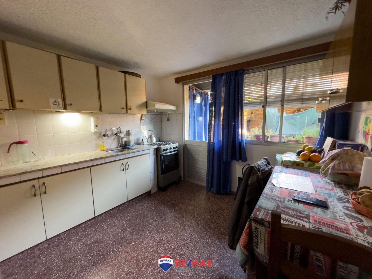 Foto de Casa Dúplex en zona este, 3 dormitorios y cochera., imagen 3