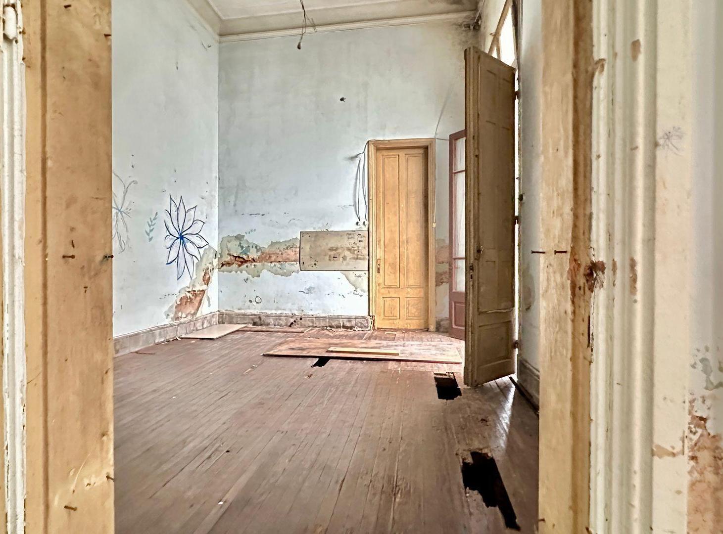 Foto de Casa con gran potencial de reciclaje., imagen 2