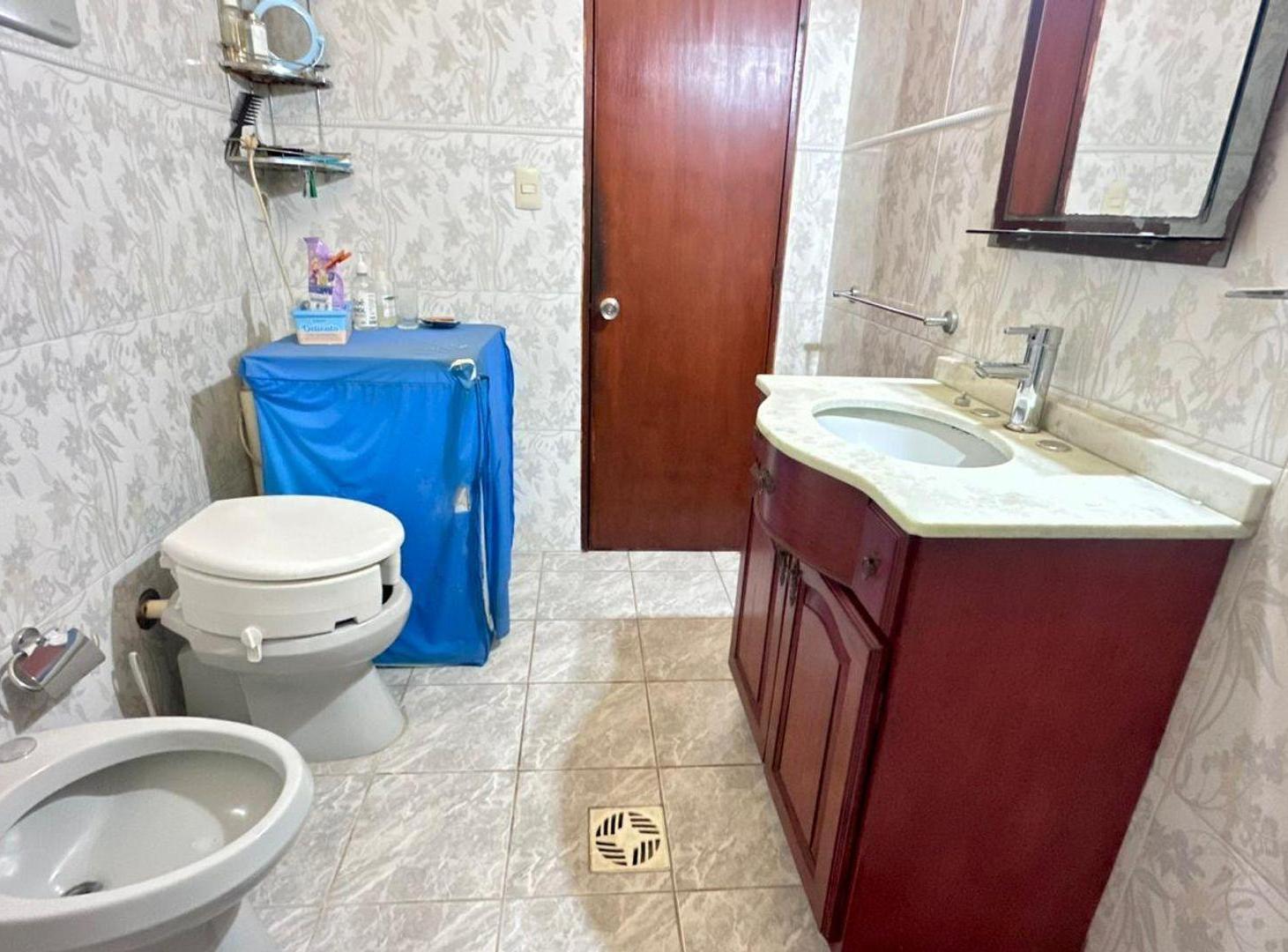 Foto de CASA CENTRICA 4 DORMITORIOS, CON BARBACOA., imagen 4
