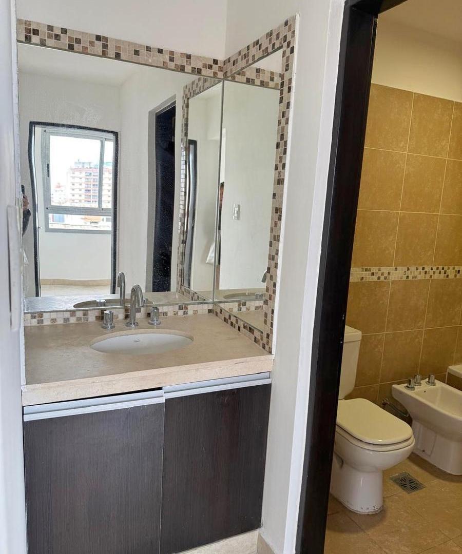Foto de Departamento en zona centro - Rivadavia al 900, imagen 5
