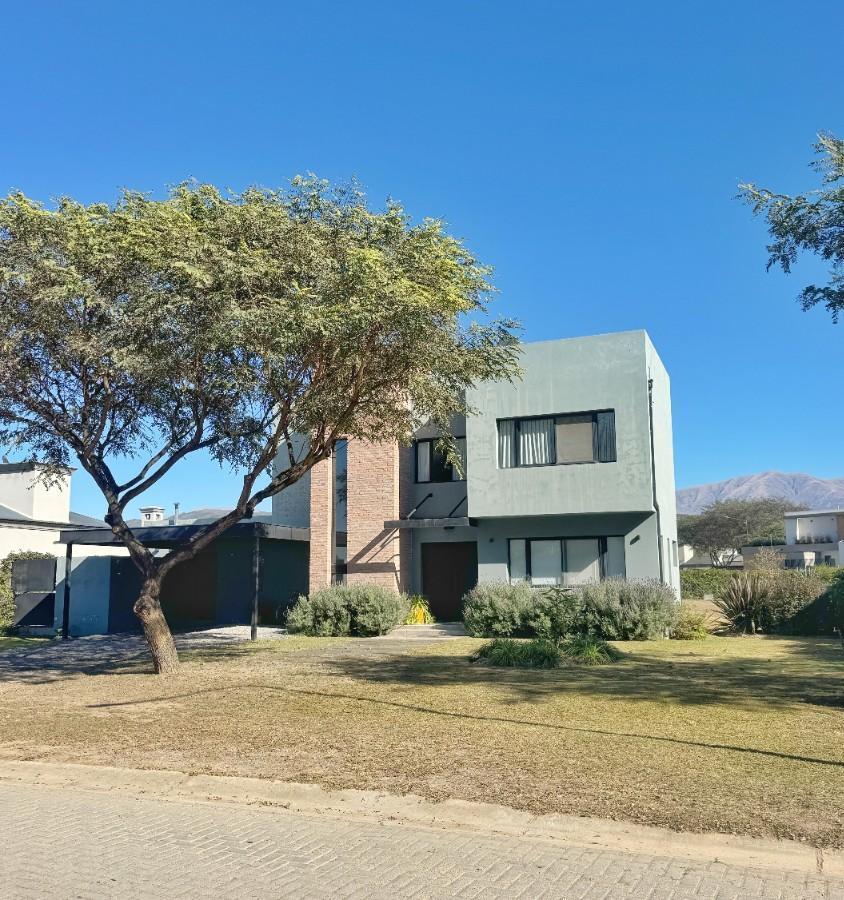 Foto de Casa en venta 4 ambientes en San Lorenzo Chico - Apto crédito, imagen 2