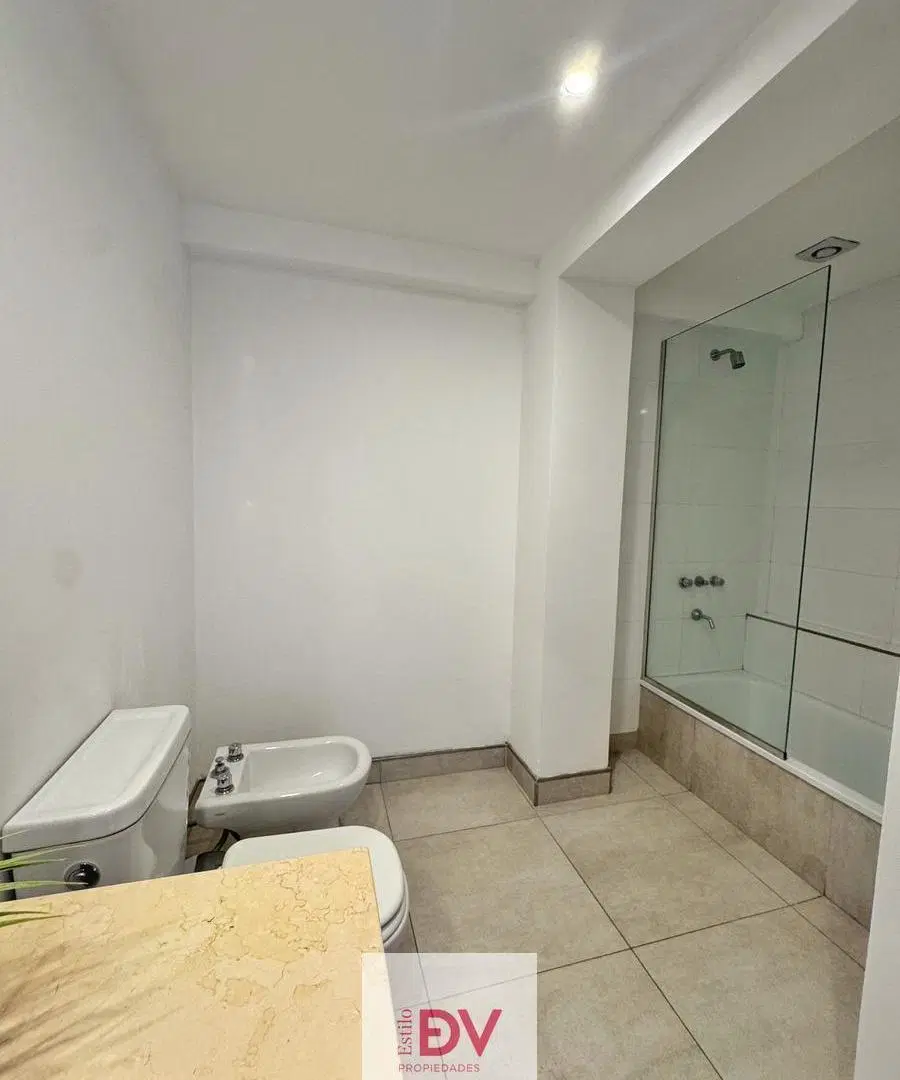 Departamento de 1 dormitorio con balcón terraza - en Gral Guemes al 1800 3