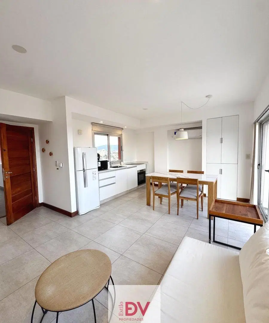 Departamento de 1 dormitorio con balcón terraza - en Gral Guemes al 1800 1