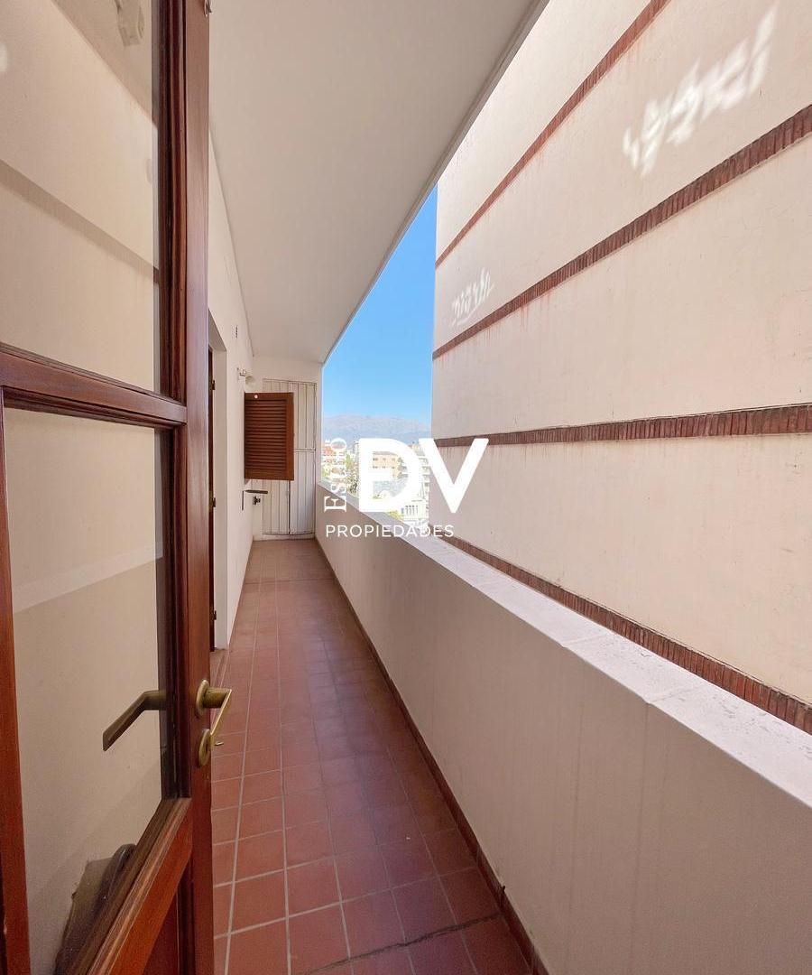 Foto de Departamento 2 ambientes en alquiler en Dean Funes al 300, imagen 2