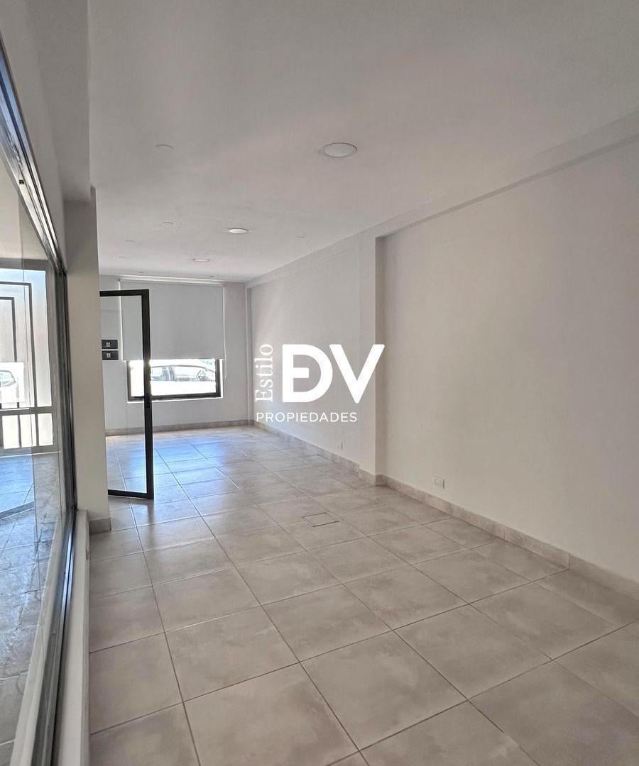 Foto de Oficinas/ Consultorios en alquiler en zona Centro, imagen 4