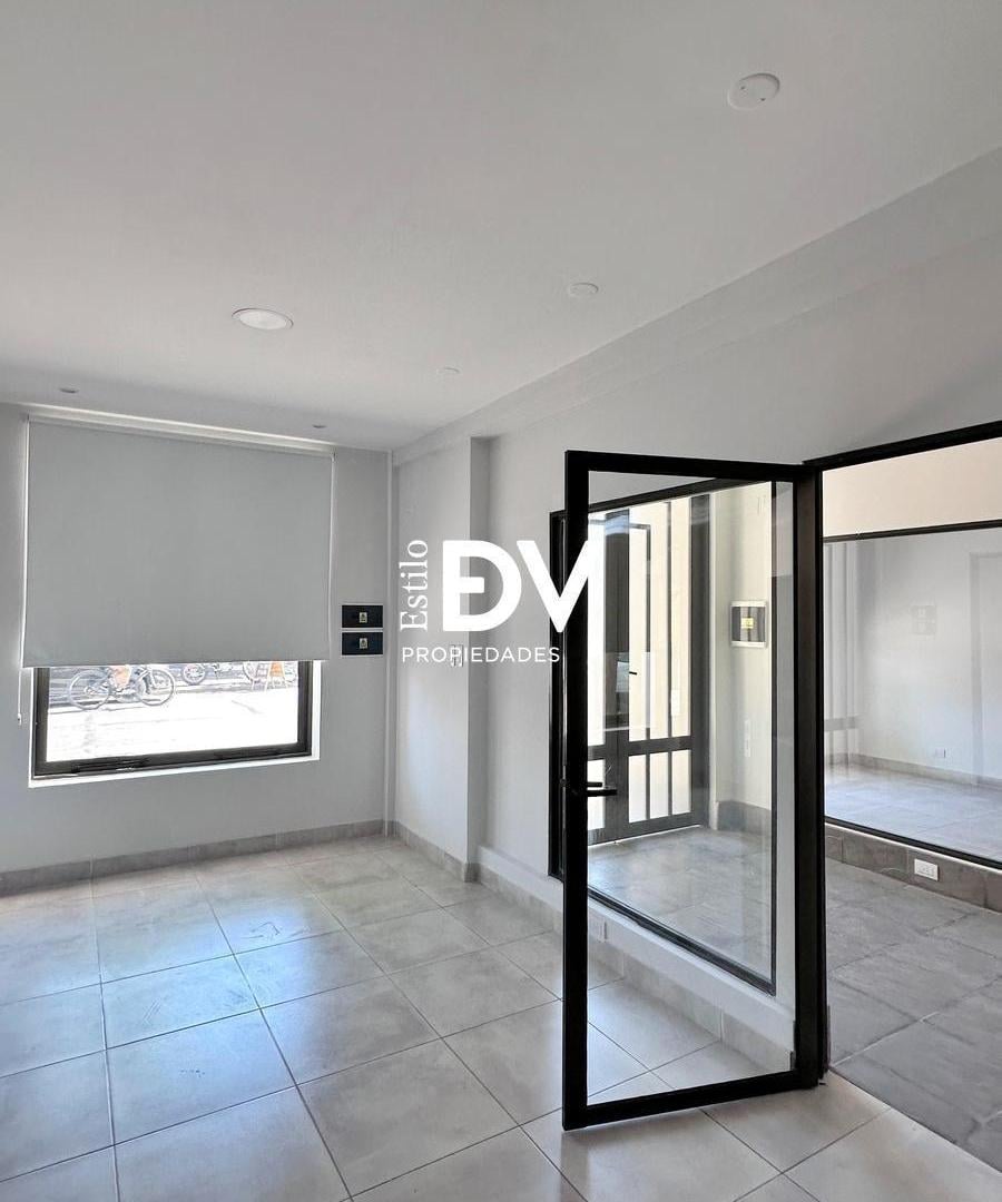 Foto de Oficinas/ Consultorios en alquiler en zona Centro, imagen 1