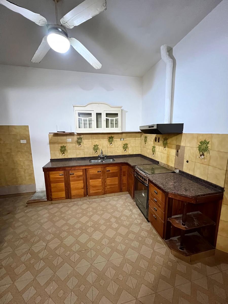 Casa en Block con 2 Departamentos Independientes 140 m² con Cochera 4