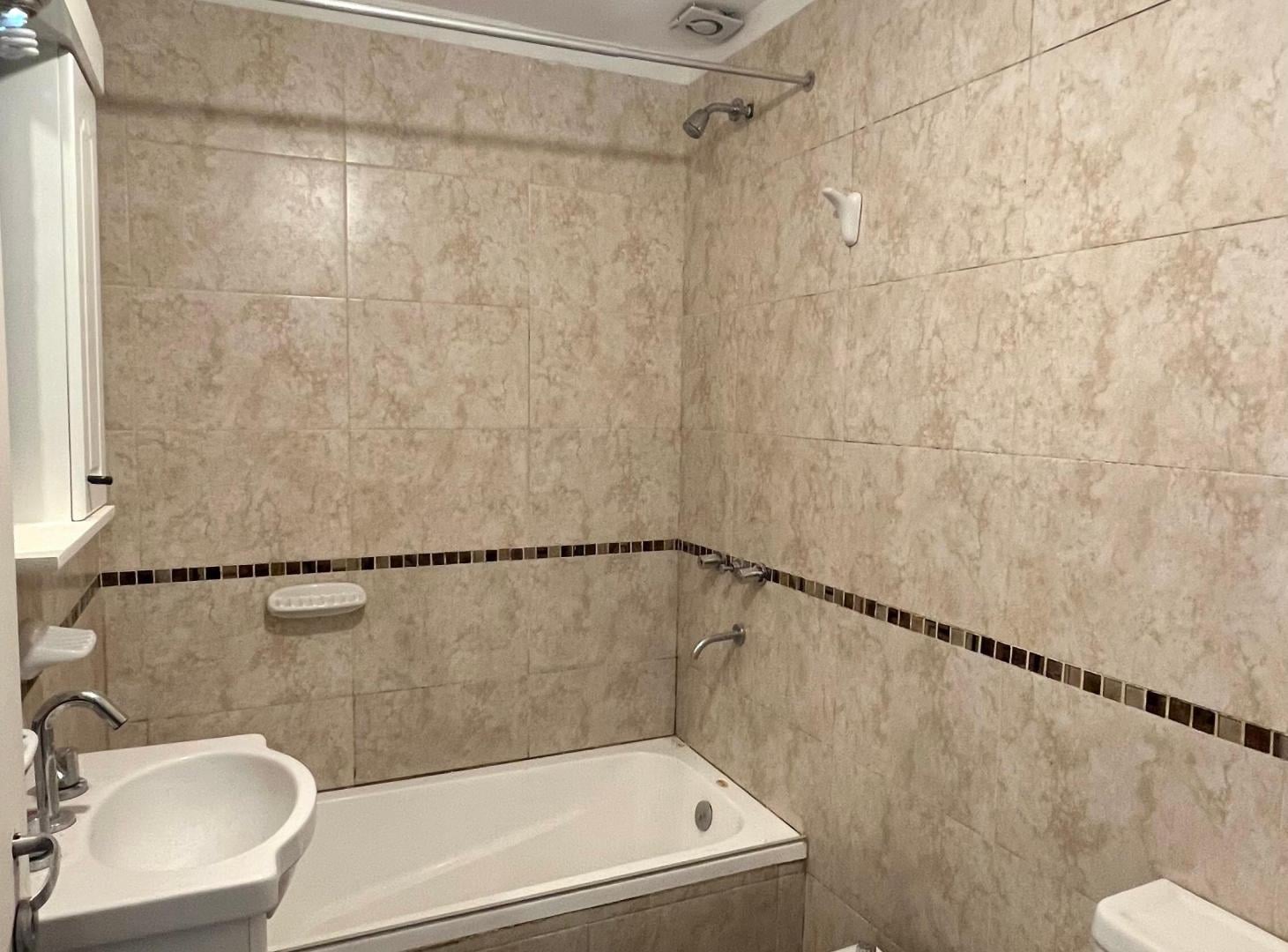 Foto de Departamento 2 Ambientes Con Patio en Flores, imagen 1