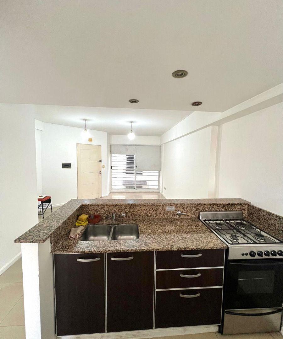 Foto de Alquiler Departamento 1 Ambiente y Medio con Balcón y Pileta- Boedo, Av, imagen 1