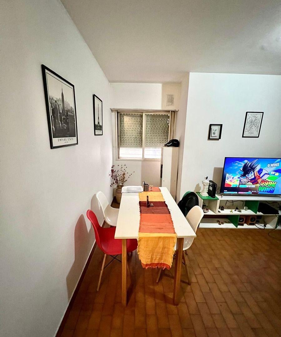 Foto de Alquilo Departamento 2 Ambientes Amplios En Parque Chacabuco, imagen 2