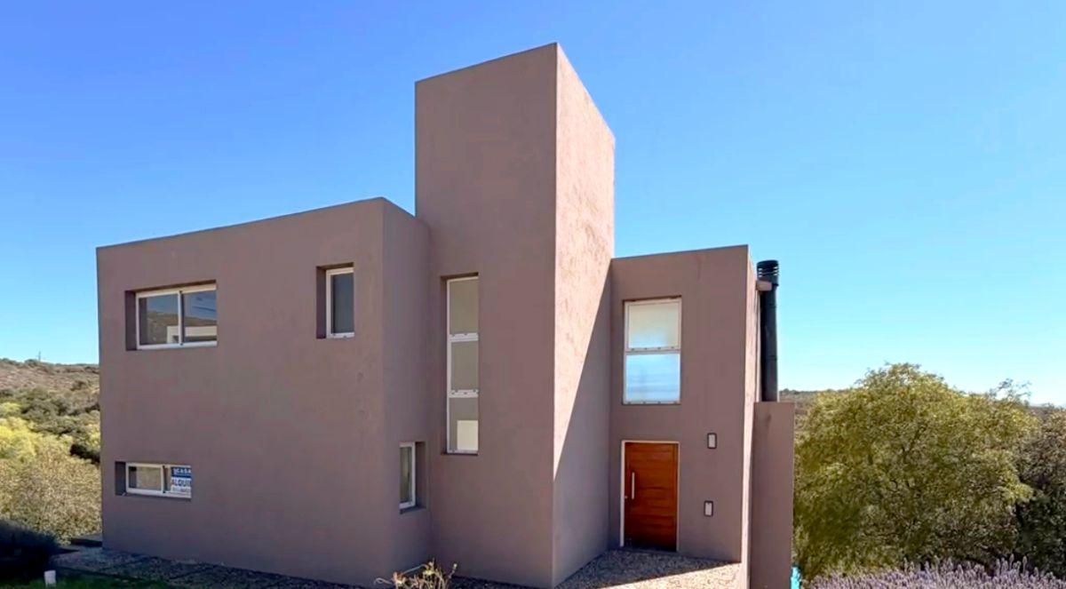 Alquilo casa Tierra Alta Villa Carlos Paz