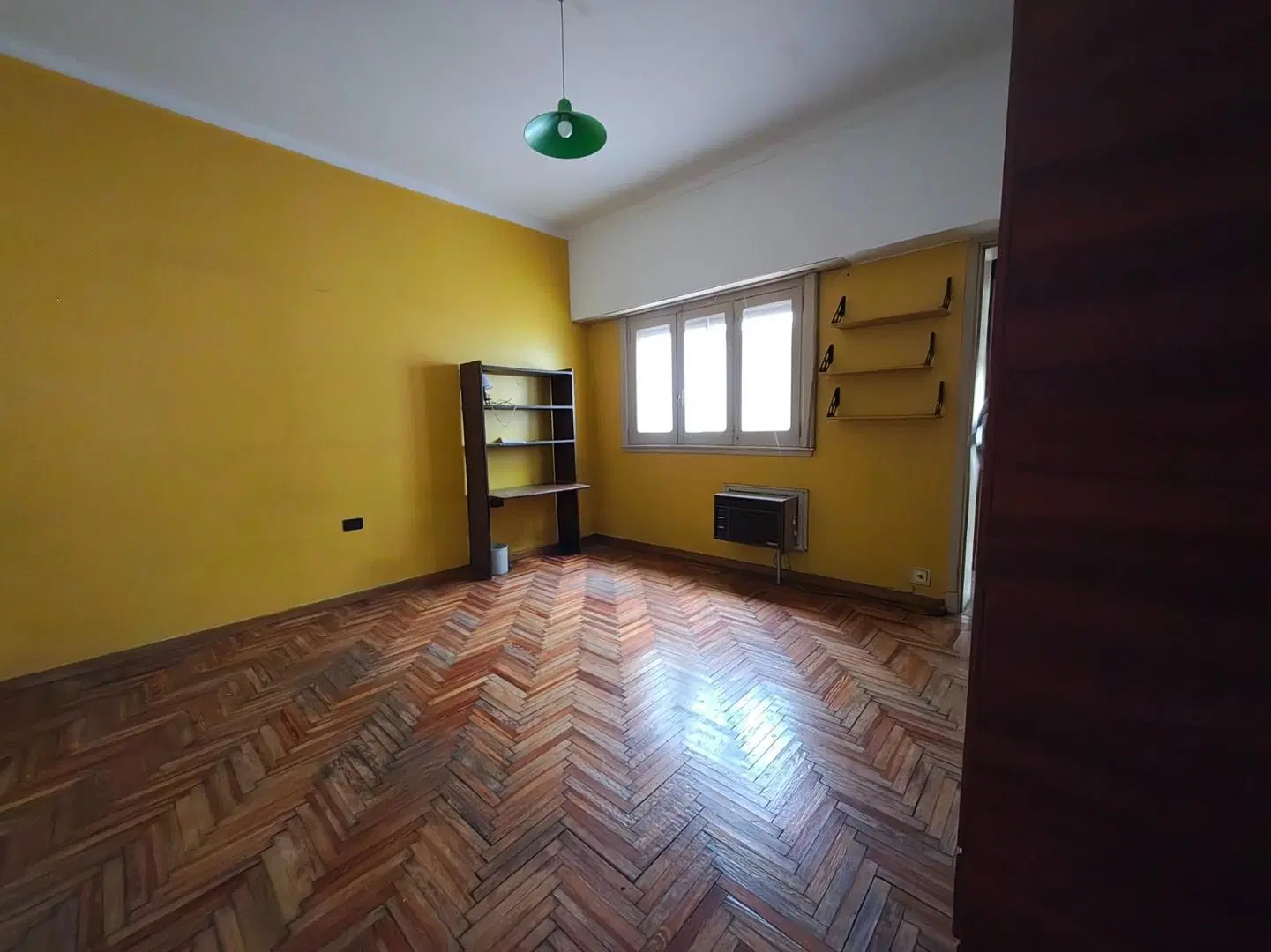 Casa en venta Temperley 3 dormitorios jardin garage taller 3