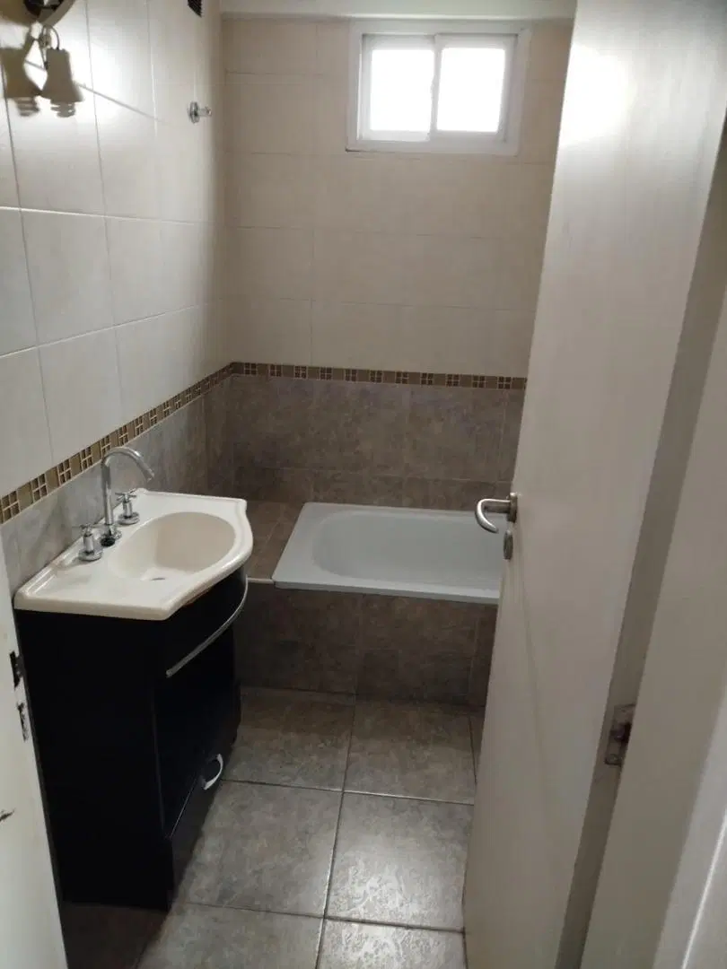 Departamento 2 ambientes balcon Lanusitas Lanus Oeste 3