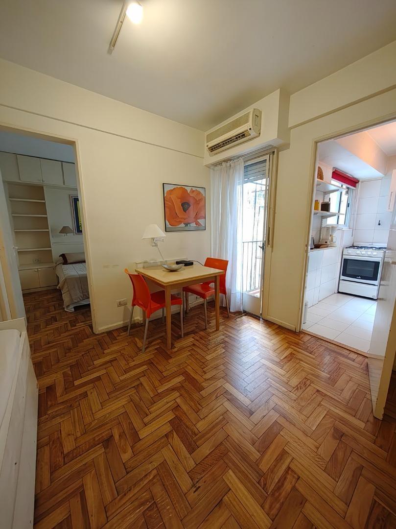 Foto de Departamento 2 ambientes en Venta Recoleta balcon, imagen 2