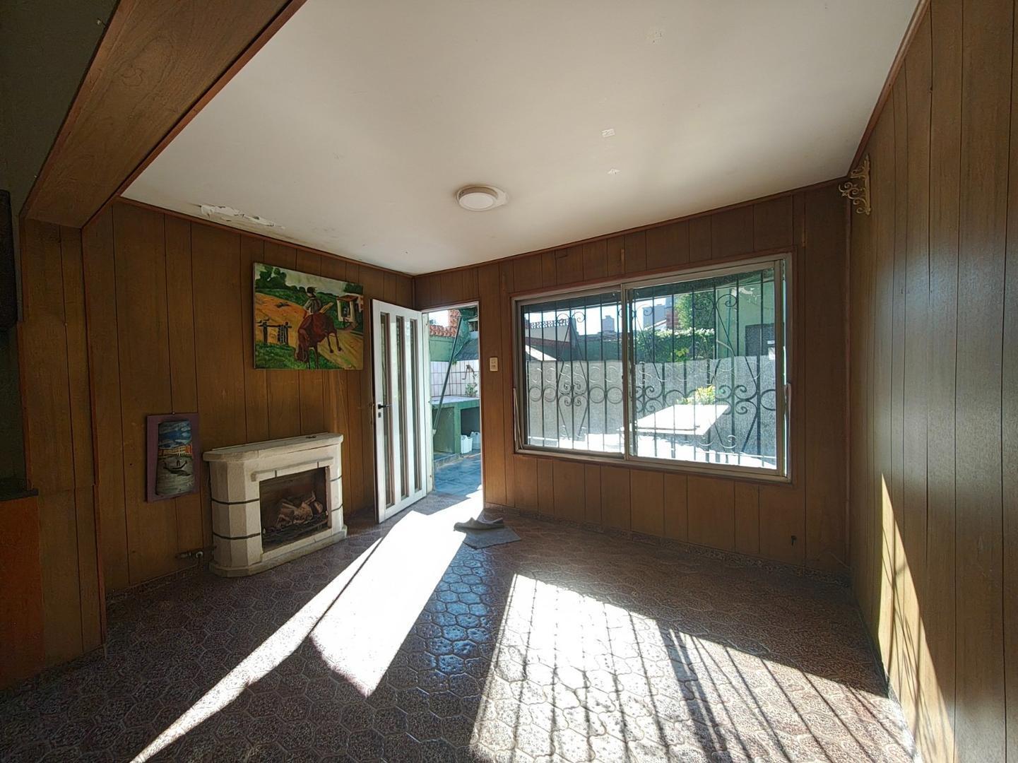 Foto de Casa en venta con 2 locales Temperley Este, imagen 5