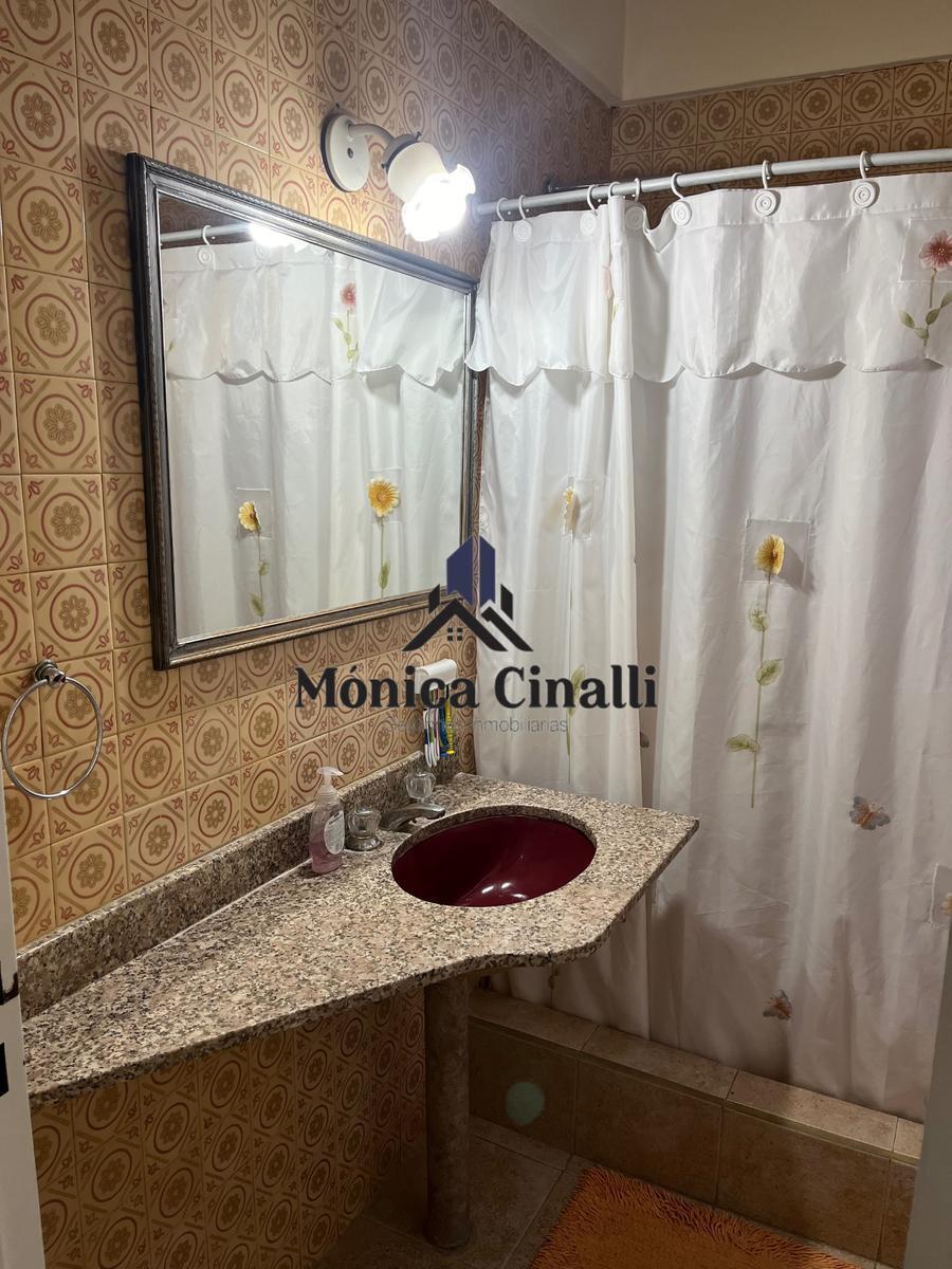 Venta Departamento en Villa Regina 2