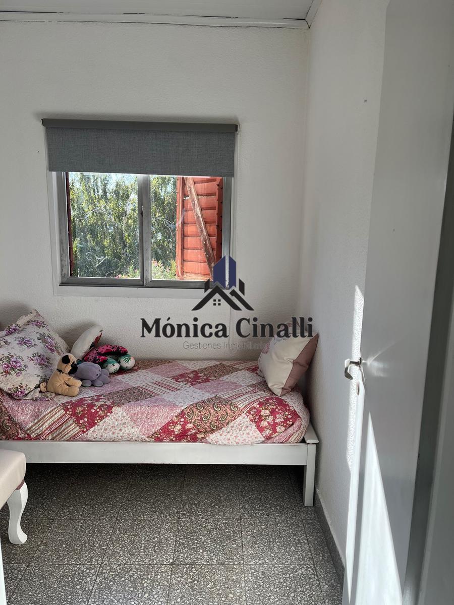 Venta Departamento en Villa Regina 4