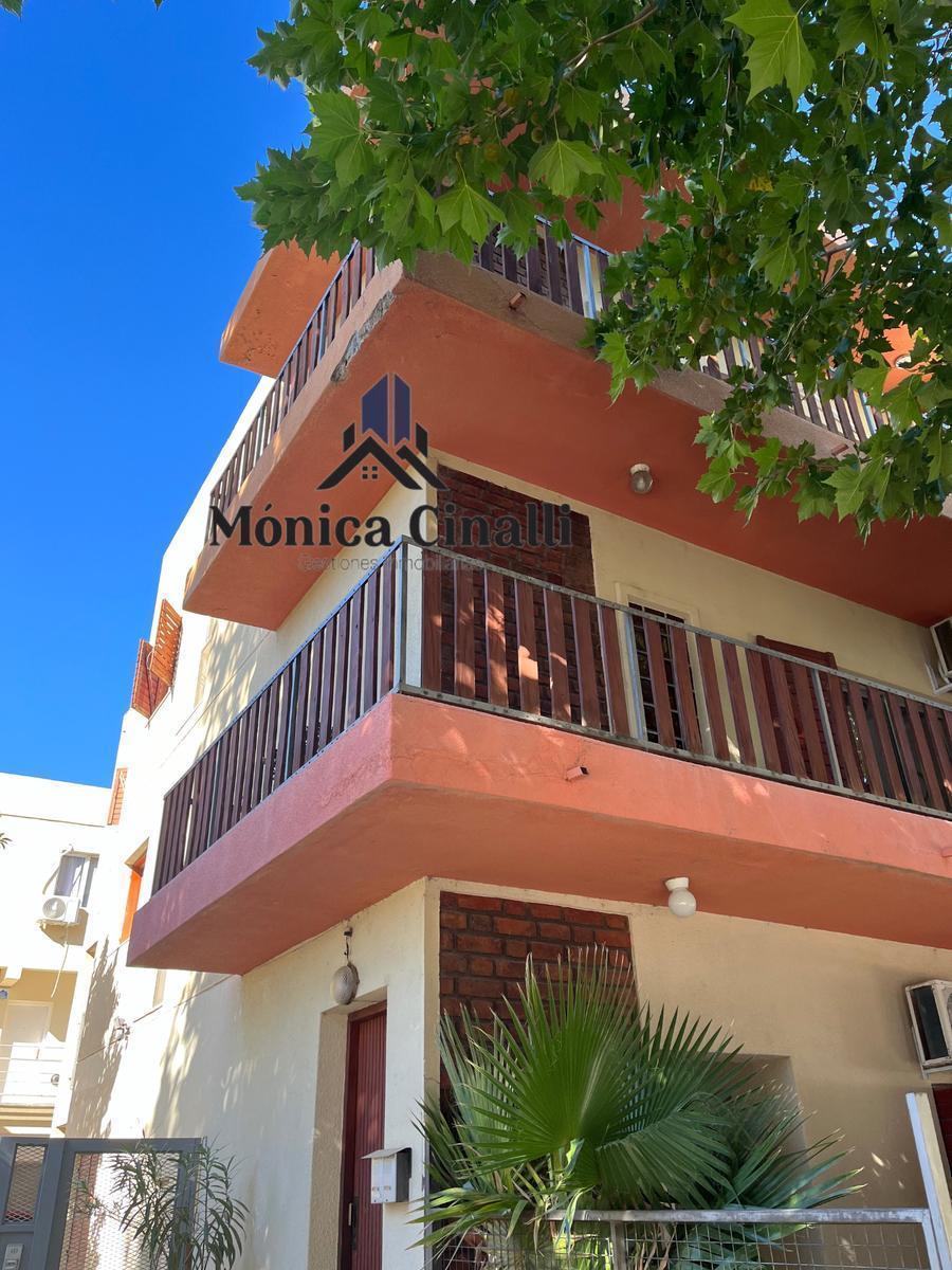 Venta Departamento en Villa Regina 5