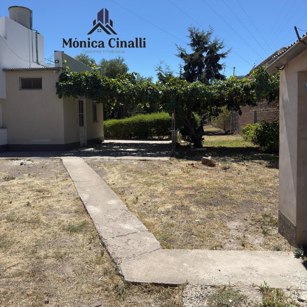 Casa en Villa Regina 4