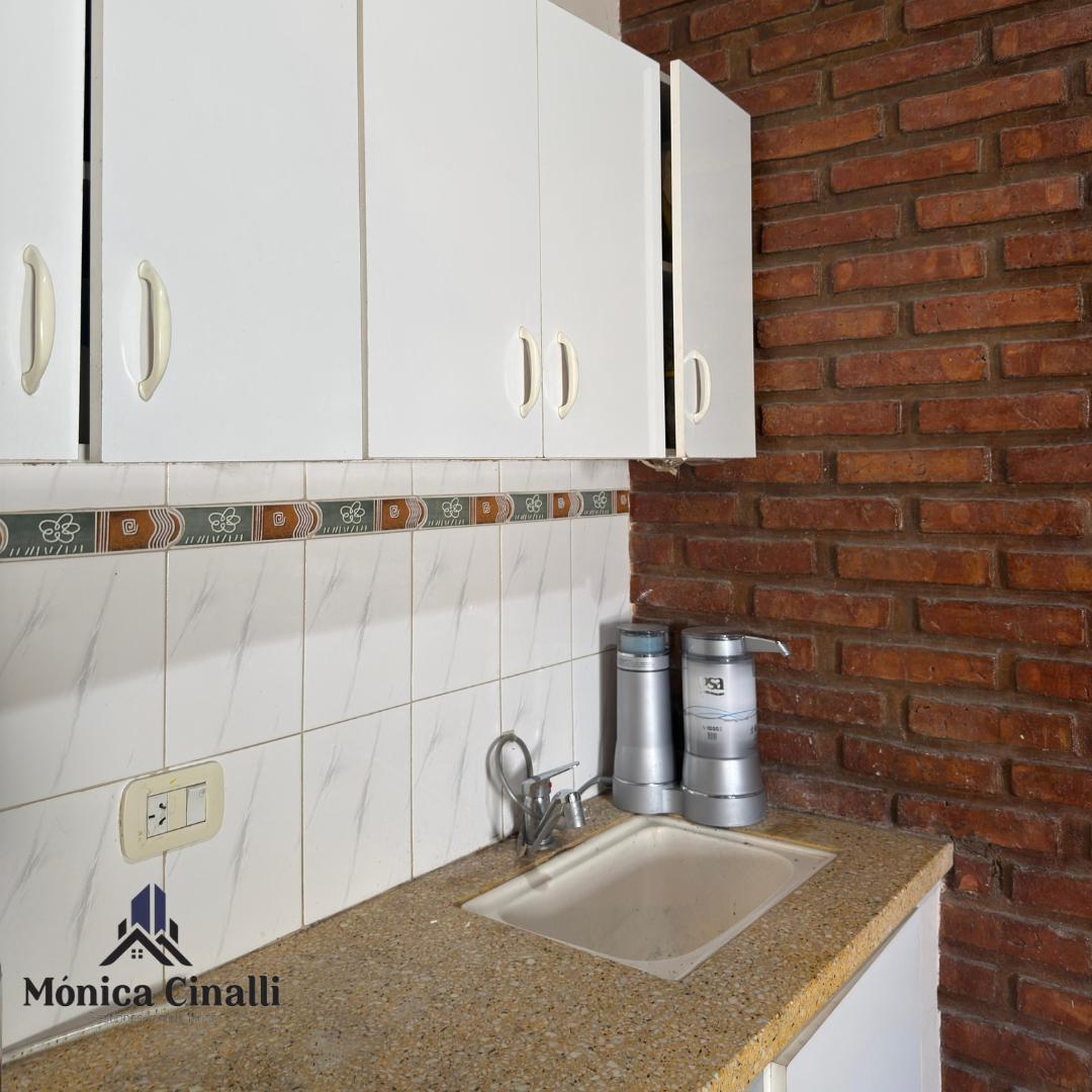 Casa en Villa Regina 2