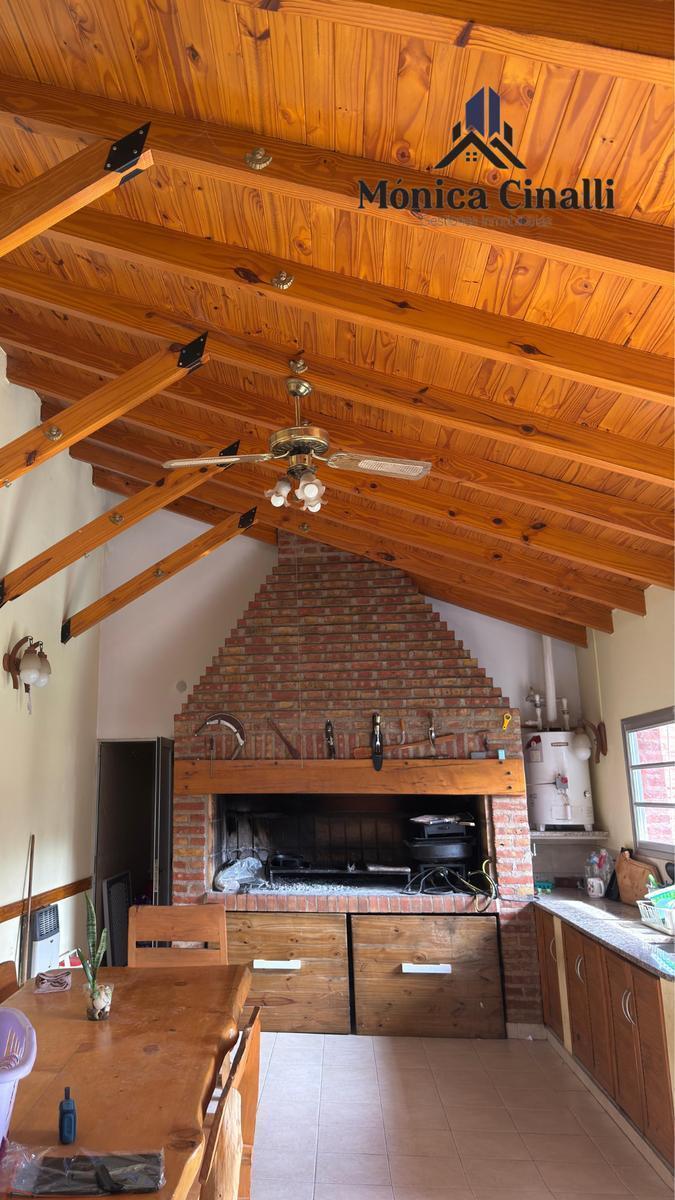 Casa en Villa Regina 5