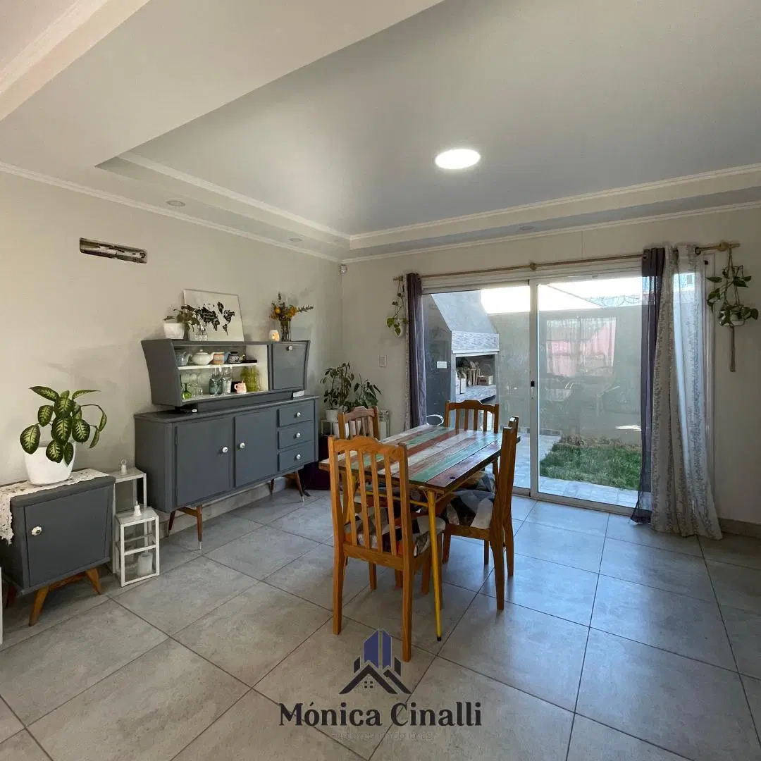 Departamento en Villa Regina 4