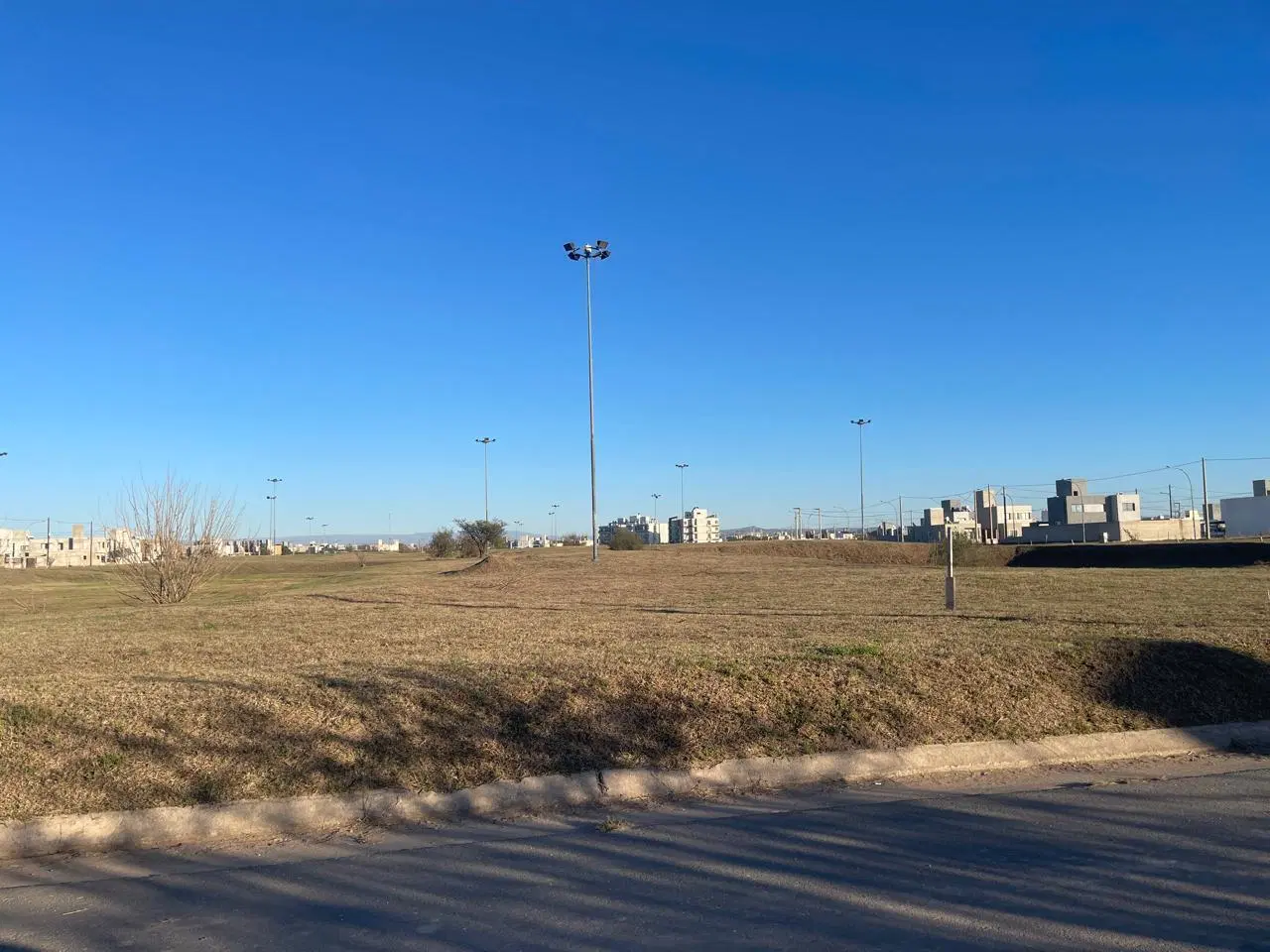 LOTE EN VENTA EN VALLE CERCANO ZONA SUR DE CÓRDOBA 4