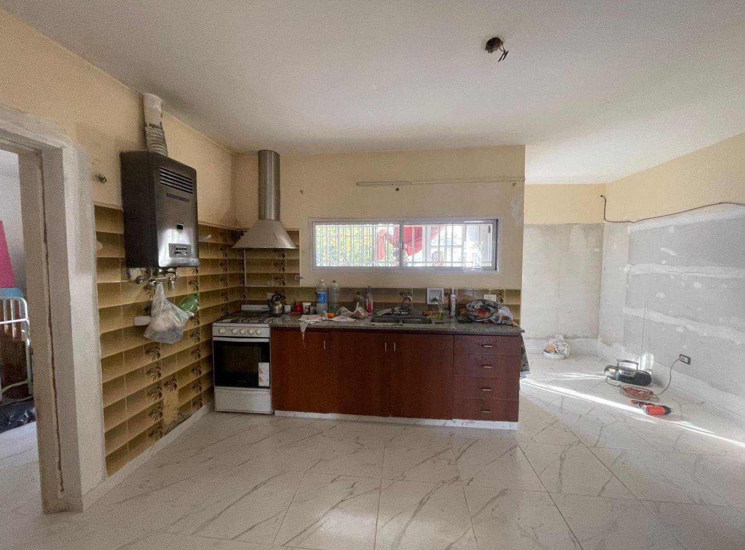 Foto de Casa en Venta 3 Dormitorios Excelente Ubicación en Barrio El Trébol, imagen 1