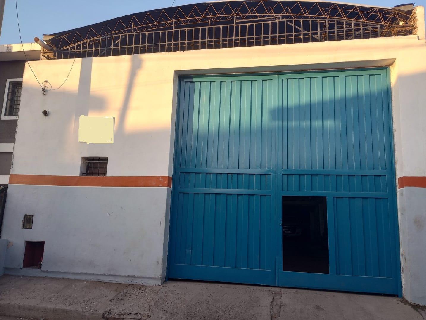 Foto de VENTA GALPÓN 200 M2 ALBERDI, imagen 1