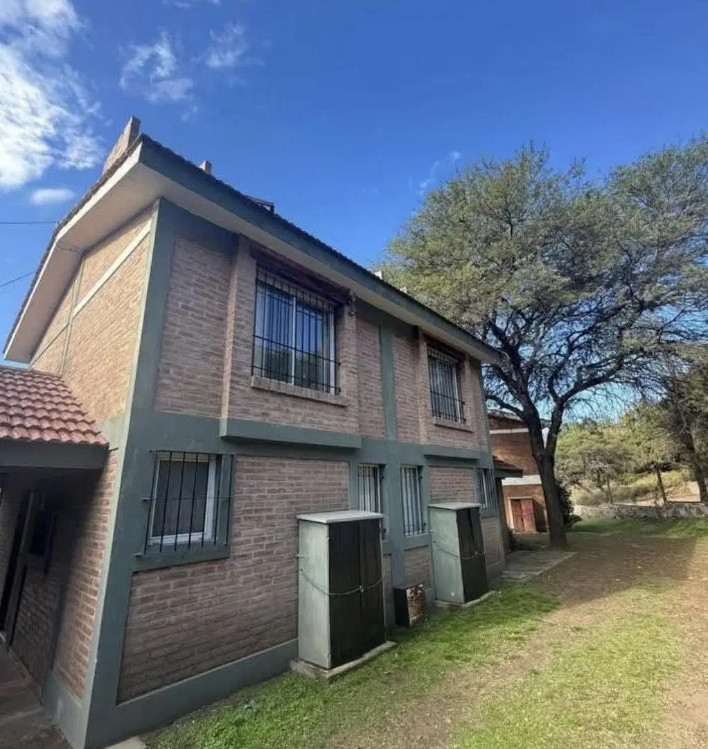 ALQUILER FIJO DUPLÉX EN COMPLEJO PRIVADO UNQUILLO 3