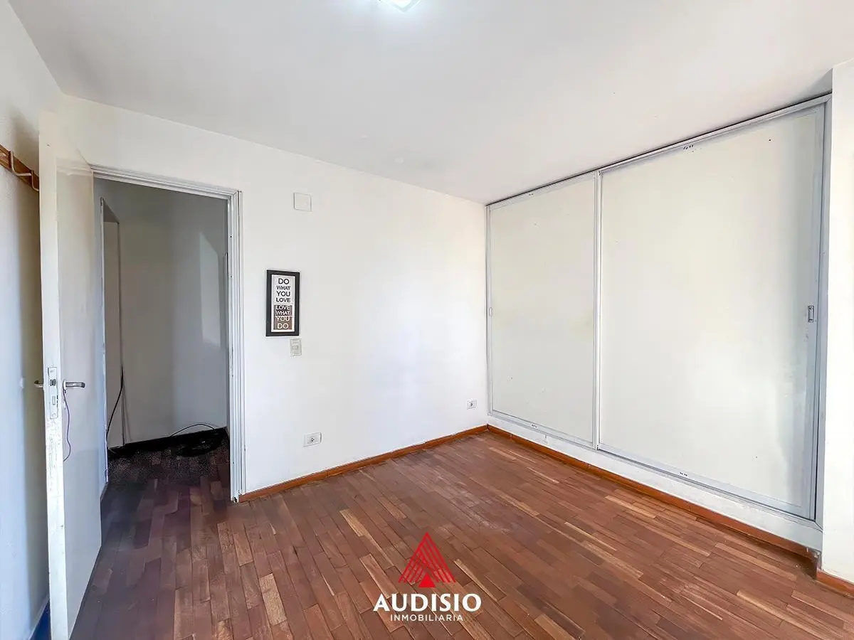 Departamento en Venta - B° Centro 4