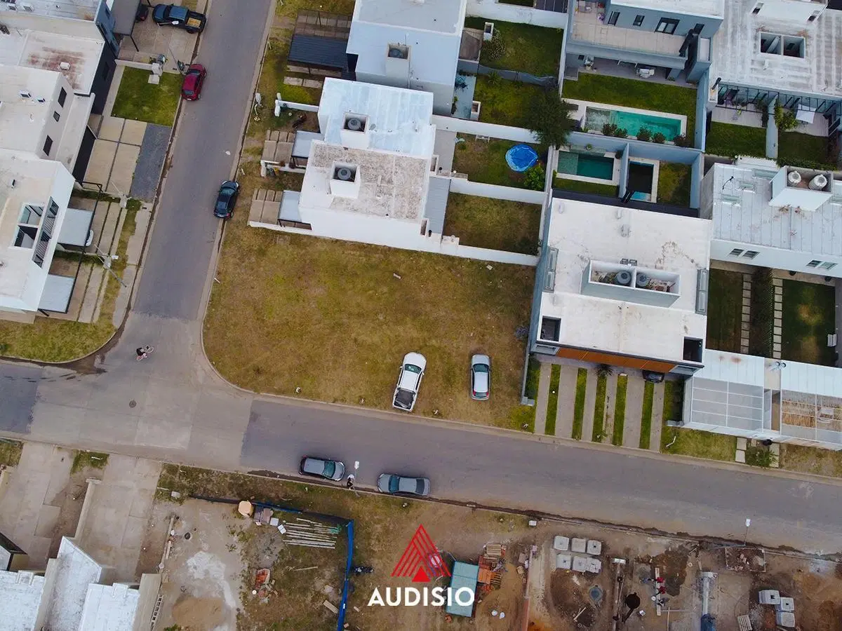 Terreno en Colinas de Manantiales 5