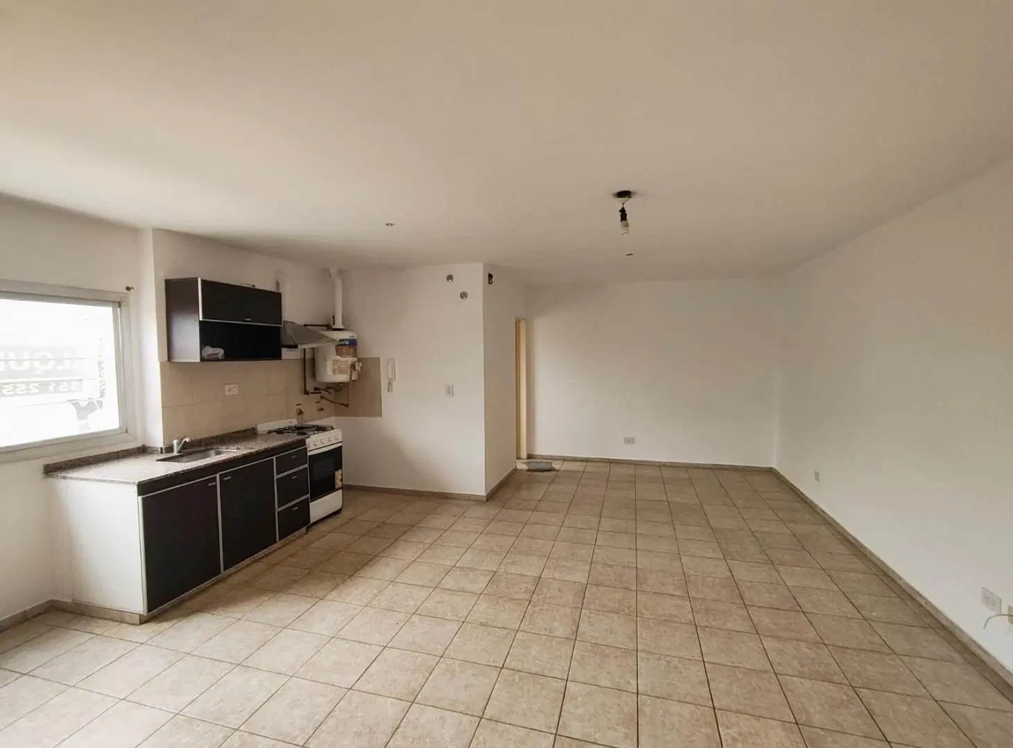 ALQ. EXC. MONOAMBIENTE AV. PATRIA ESQ. BULNES $370.000!!! 2