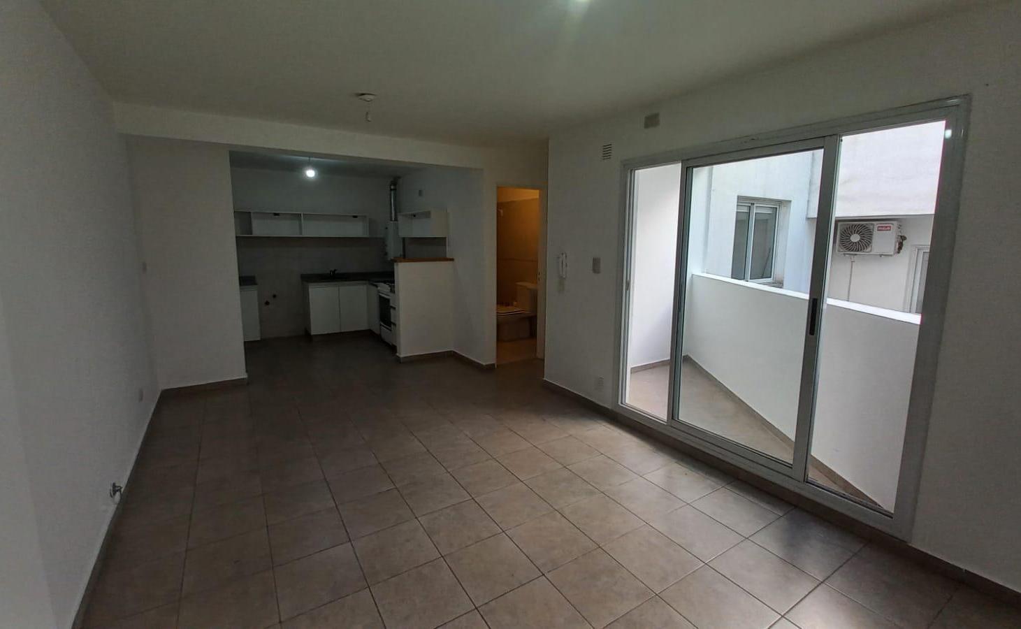 Foto de ALQ. EXC. DEPTO 1 DORM. B° NVA. CORDOBA $650.000!!!, imagen 3