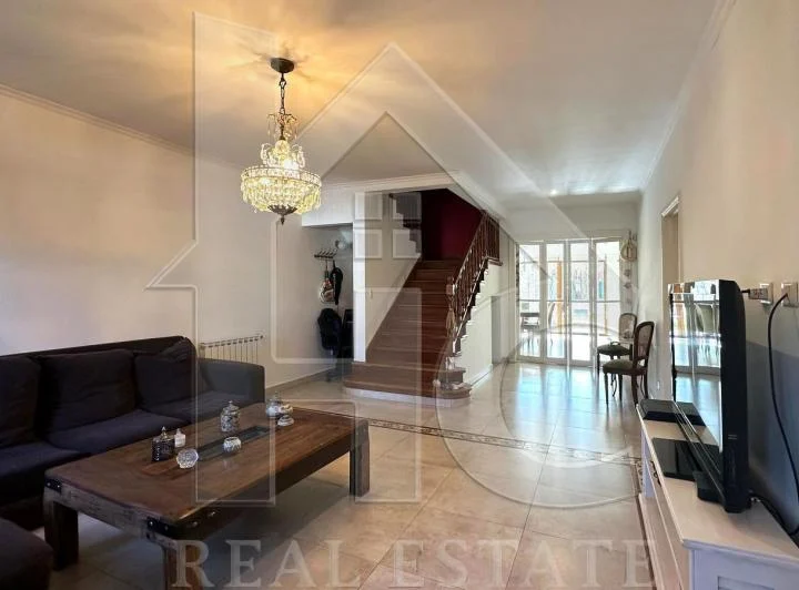Chalet de 7 ambientes en Venta 1